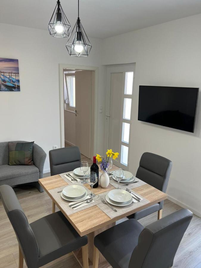 Апартаменти Apartman Ana Crno Екстер'єр фото